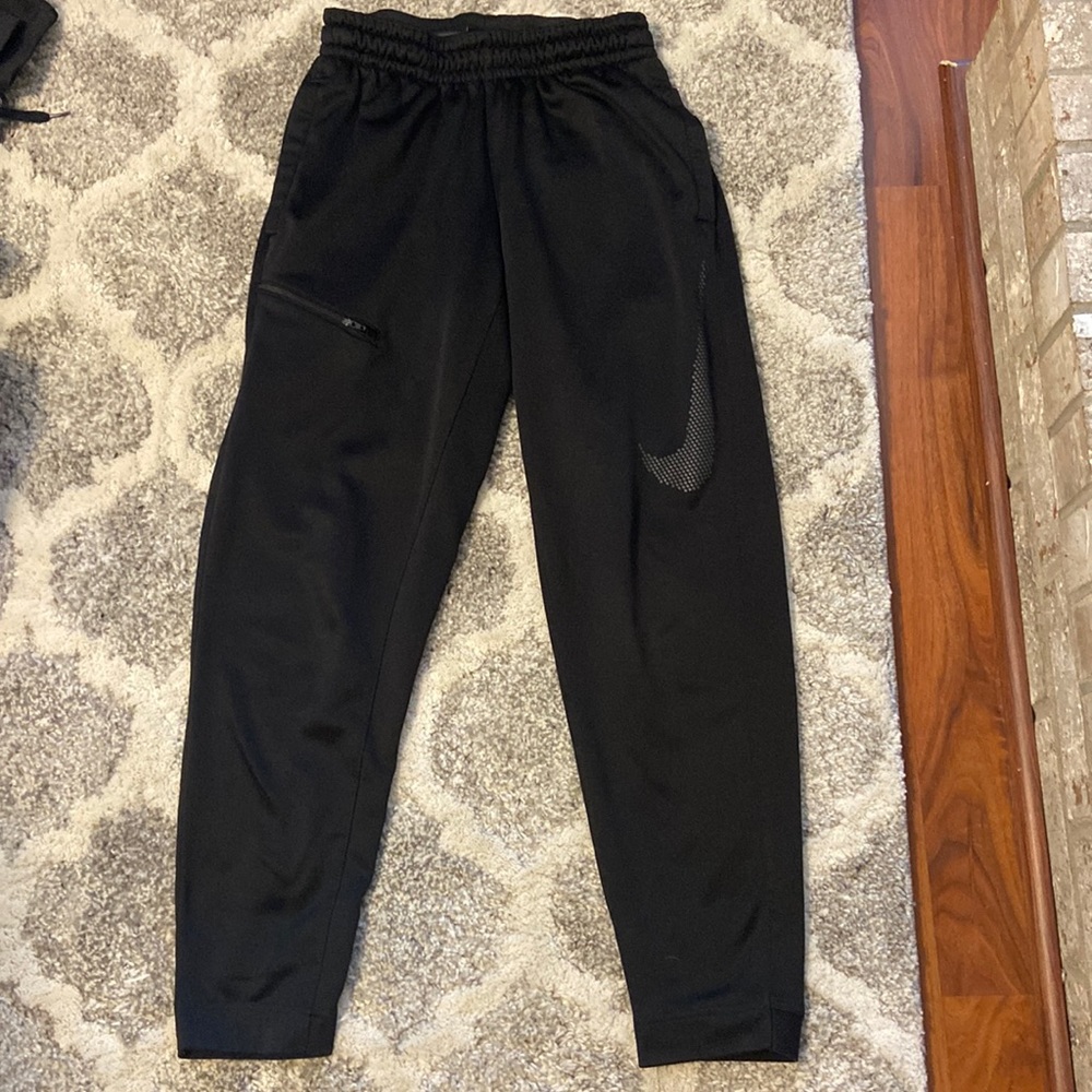 Black nike joggers